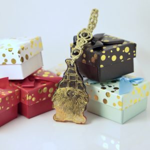 Suspension de Noël en Forme de Lutin – Noir et Doré avec Perles de Jade Mashan