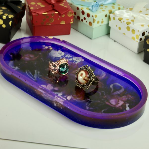 Porte-bijoux en Résine – Éclat Violet avec Bordures Douces et Dessous Pailleté